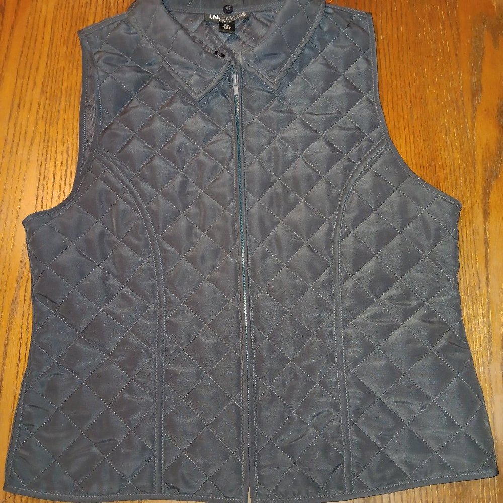 I.N. Studio Vest